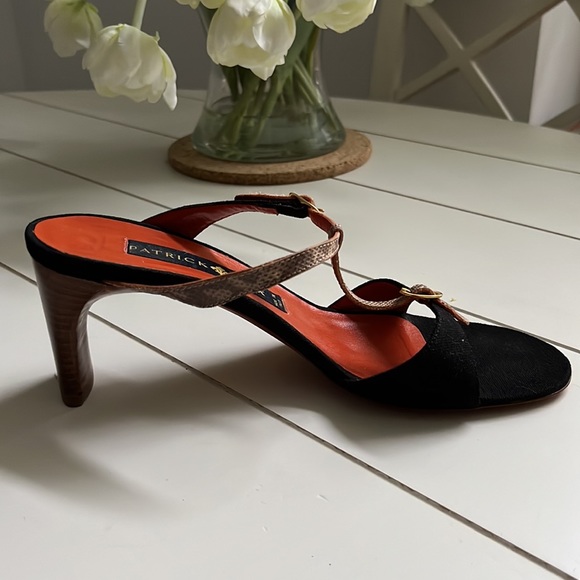 Vintage Patrick Cox Black Canvas/patterned snakeskin Strappy Sandals, 37EU/6.5US - Picture 6 of 9